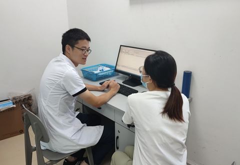 自貢四院開特色藥學(xué)門診，精準服務(wù)解決市民用藥難題